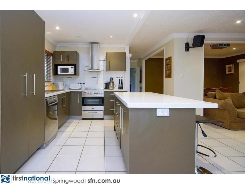10 Fawkner Street, Slacks Creek QLD 4127