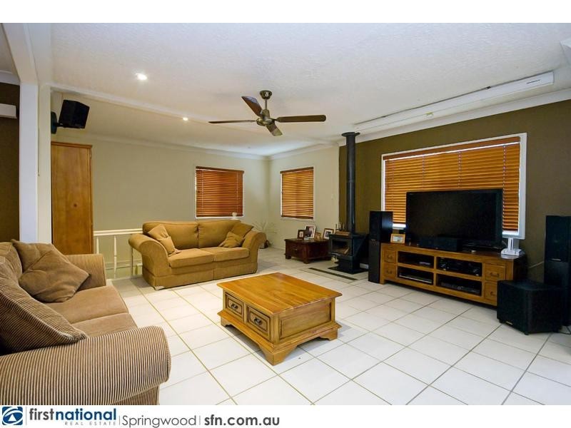 10 Fawkner Street, Slacks Creek QLD 4127