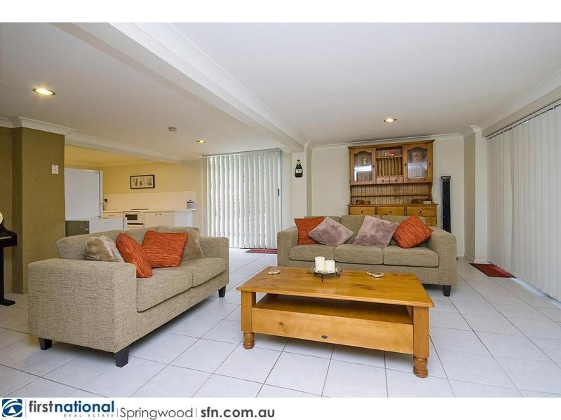 10 Fawkner Street, Slacks Creek QLD 4127
