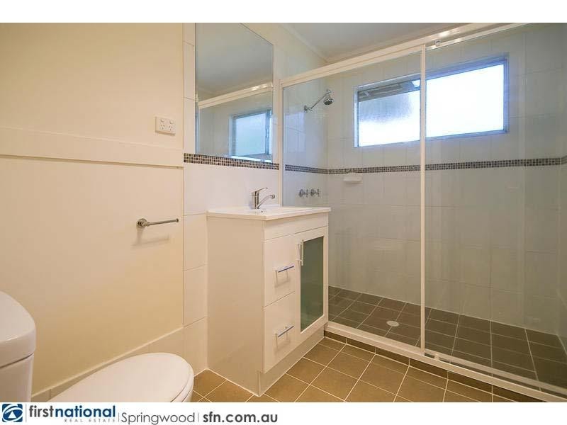 14 Drake Road, Springwood QLD 4127