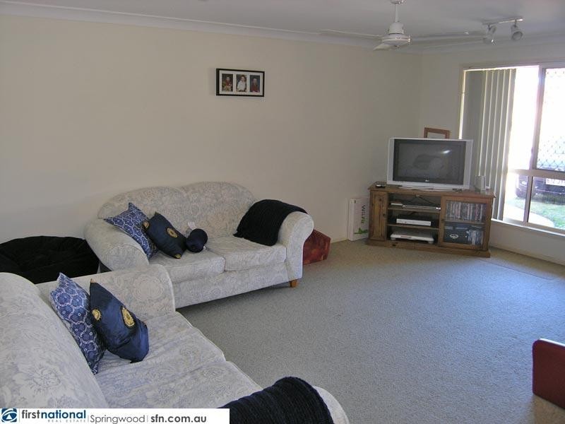 69 Glenfield Street, Parkinson QLD 4115