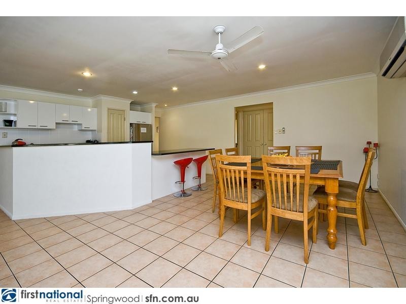 69 Glenfield Street, Parkinson QLD 4115