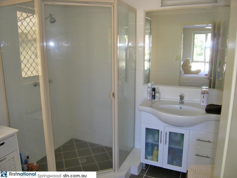 69 Glenfield Street, Parkinson QLD 4115