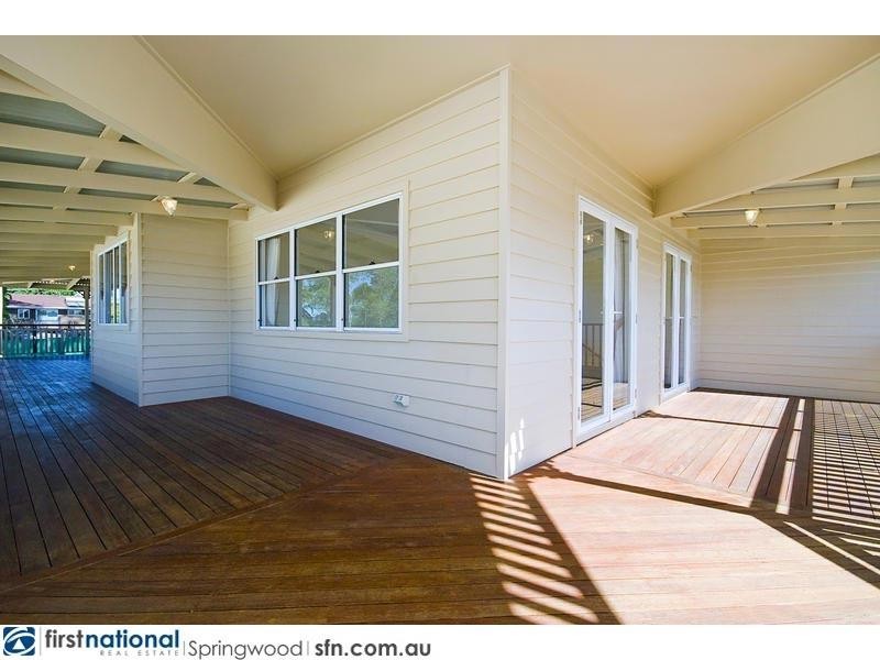 3 John Markwell Parade, Daisy Hill QLD 4127