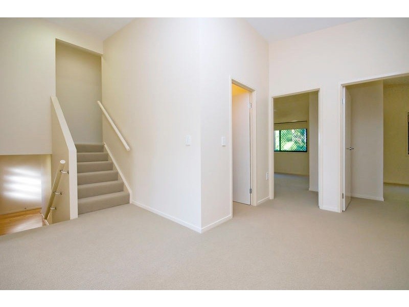 11 Lindsay Court, Cornubia QLD 4130