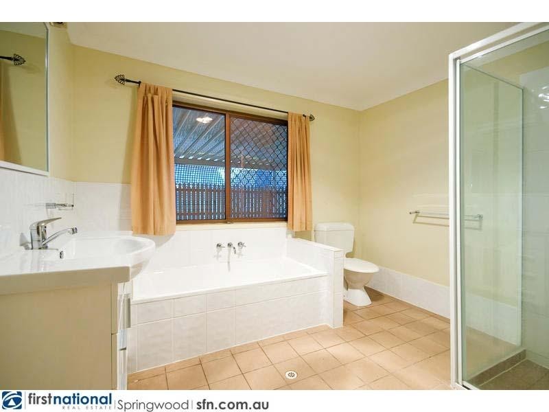 40 Gamenya Drive, Springwood QLD 4127