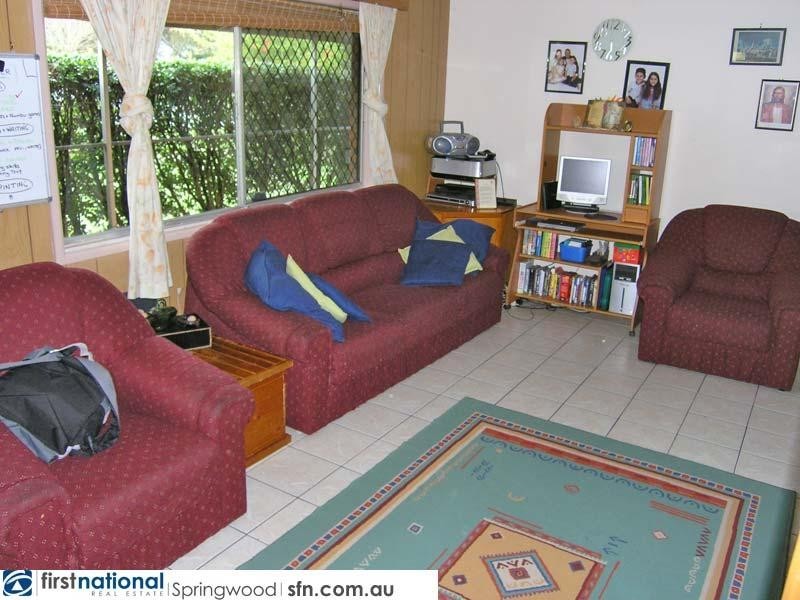 3 Kumbari Street, Rochedale South QLD 4123