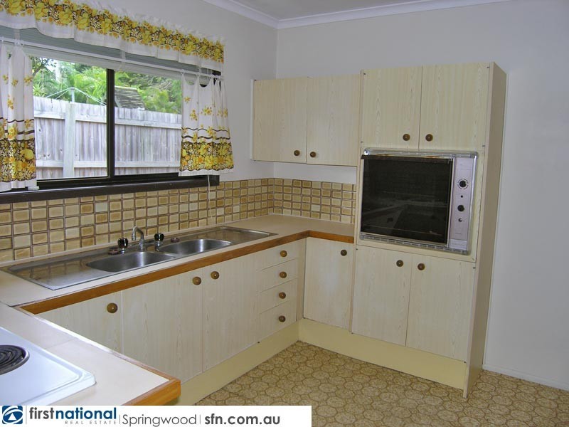 29 Caloola Drive, Springwood QLD 4127