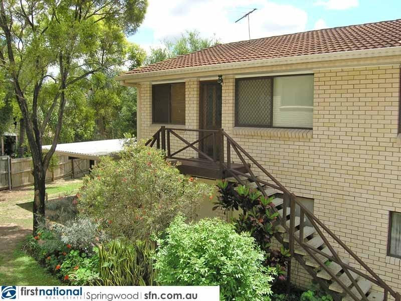 16/28 Defiance Road, Logan Central QLD 4114