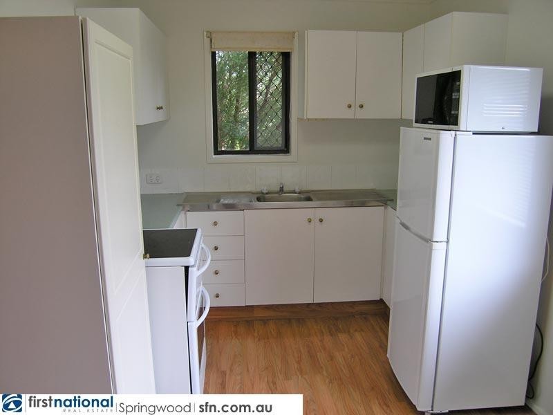 16/28 Defiance Road, Logan Central QLD 4114