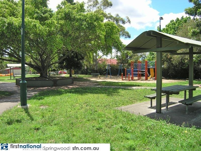 16/28 Defiance Road, Logan Central QLD 4114