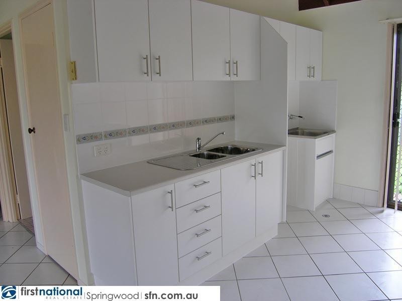 9/129 North Road, Woodridge QLD 4114