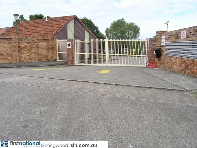 9/129 North Road, Woodridge QLD 4114