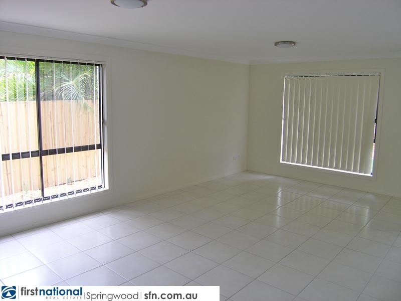 2/94A Shailer Road, Shailer Park QLD 4128