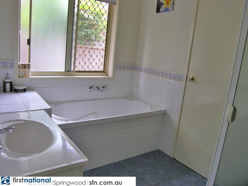 5 Cougal Close, Loganholme QLD 4129