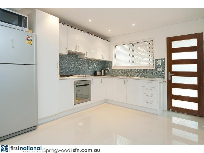 21/123 Barbaralla Drive, Springwood QLD 4127