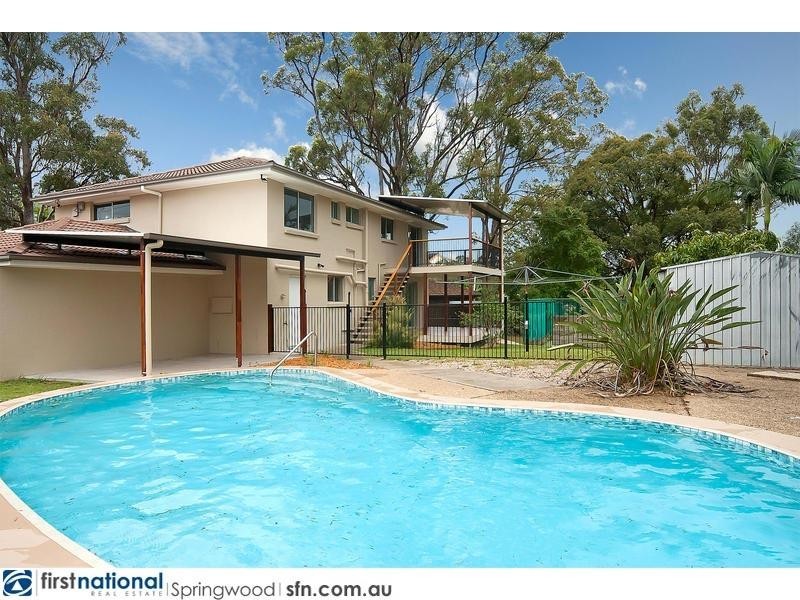 8 Elder Court, Shailer Park QLD 4128