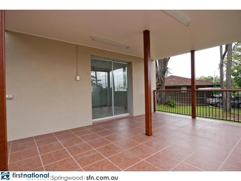 8 Elder Court, Shailer Park QLD 4128