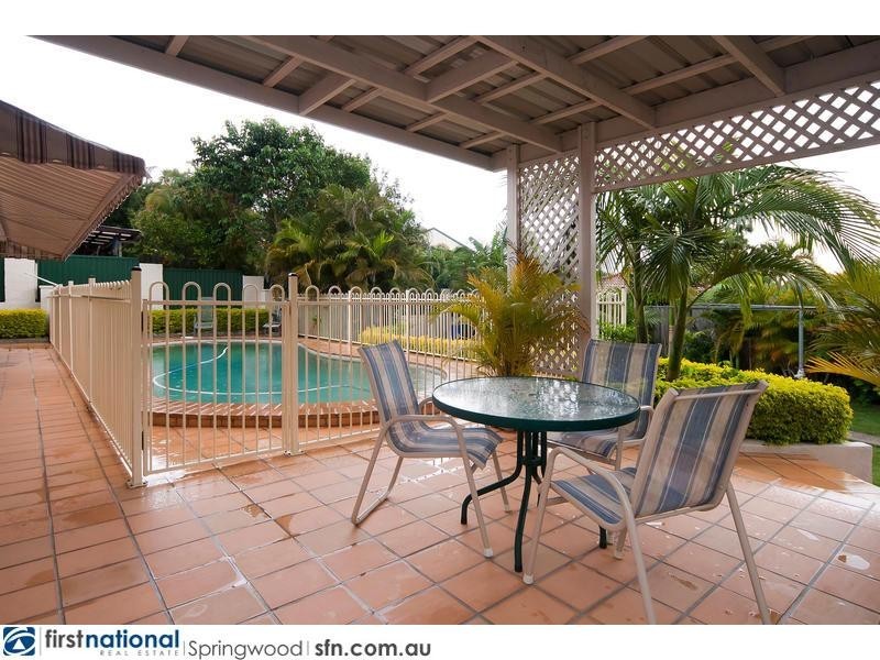 12 Wyclif Avenue, Springwood QLD 4127