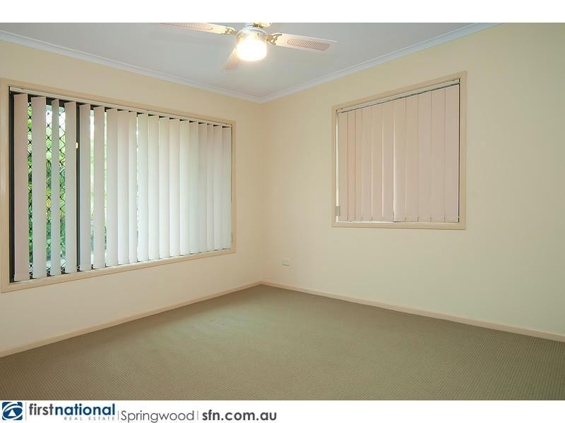 12 Wyclif Avenue, Springwood QLD 4127