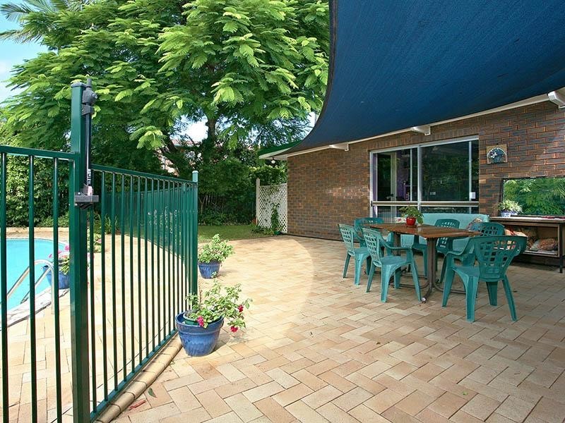 60 Barbaralla Drive, Springwood QLD 4127
