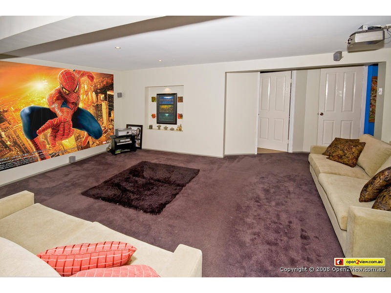 7 Morgan Court, Springwood QLD 4127