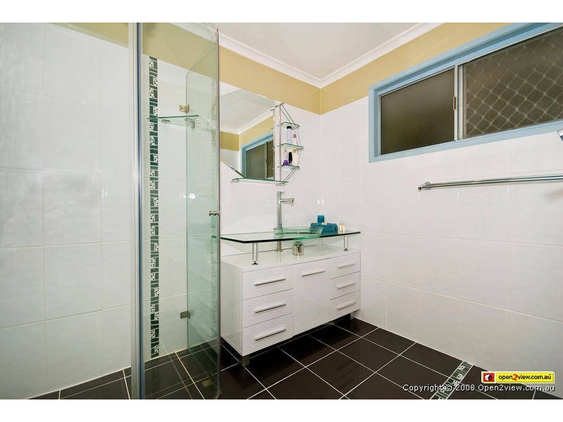 7 Morgan Court, Springwood QLD 4127