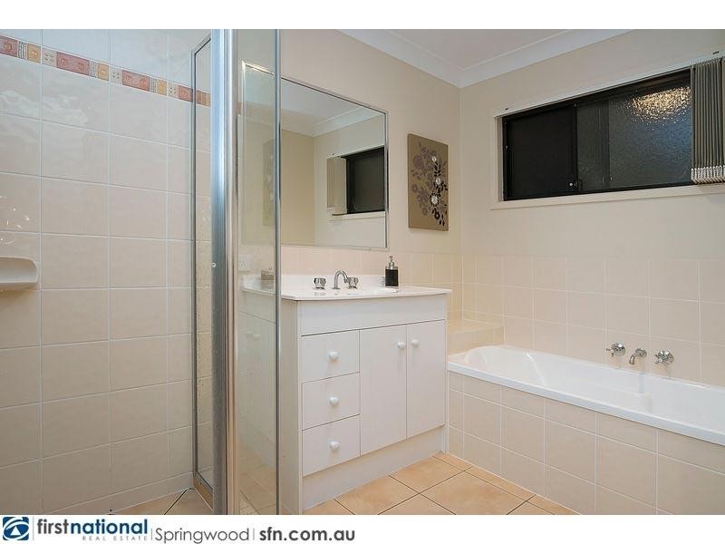 8 Marillana Court, Shailer Park QLD 4128