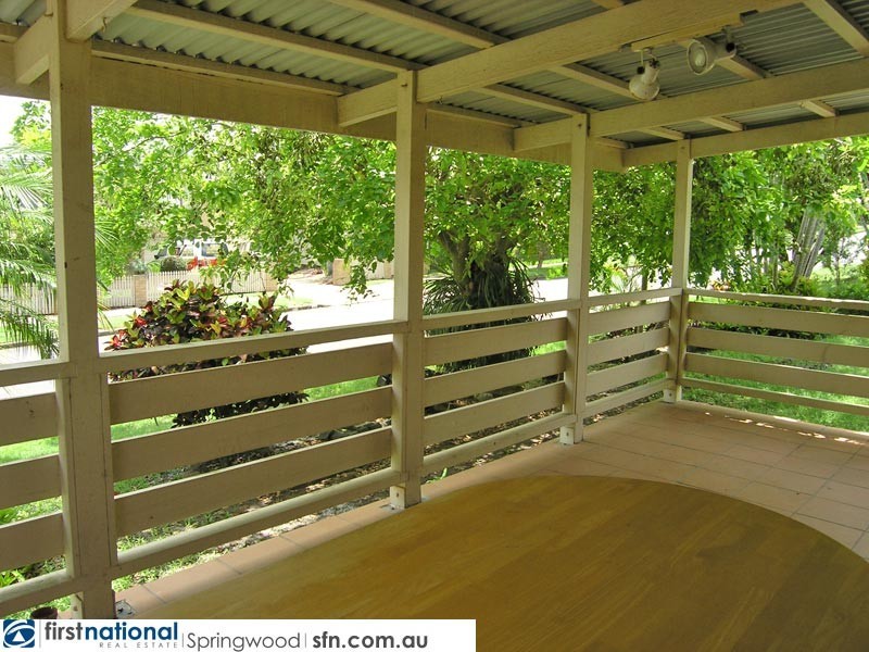 44 Rholanda Crescent, Springwood QLD 4127