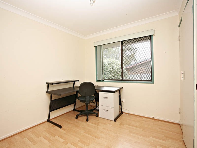 30 Drake Road, Springwood QLD 4127