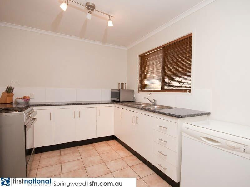 2 Stormbridge Court, Daisy Hill QLD 4127
