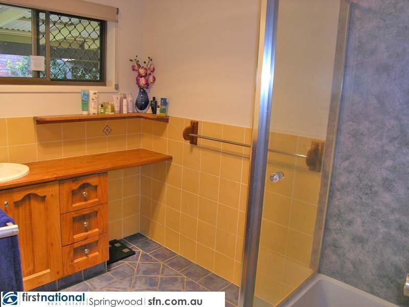 2 Stormbridge Court, Daisy Hill QLD 4127