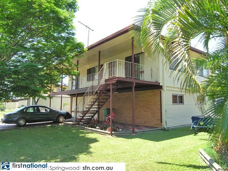 77 Aquarius Drive, Kingston QLD 4114