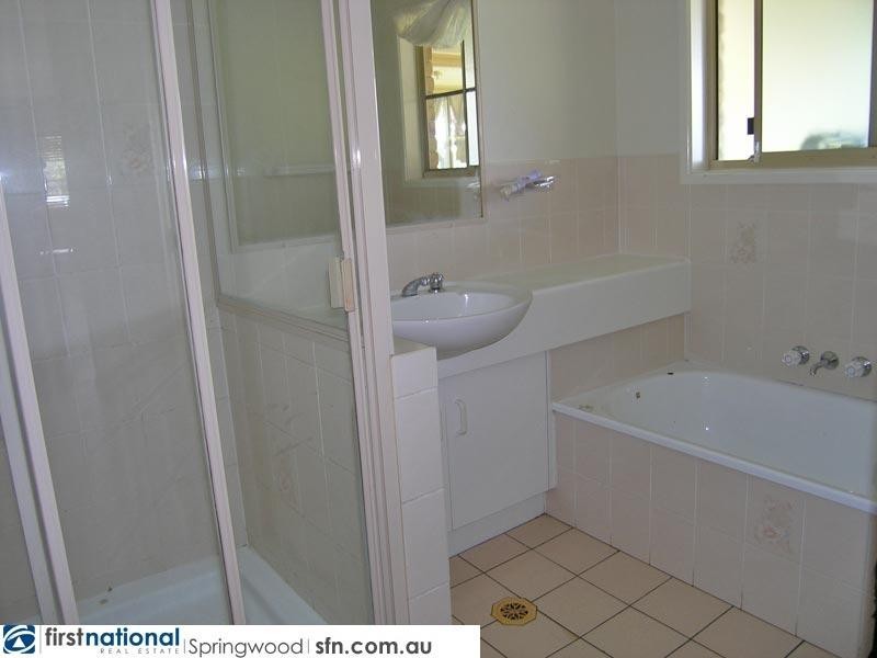 14 Dowling Crescent, Eagleby QLD 4207