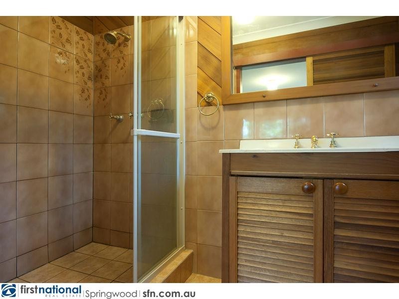 14 Lynshanel Court, Springwood QLD 4127