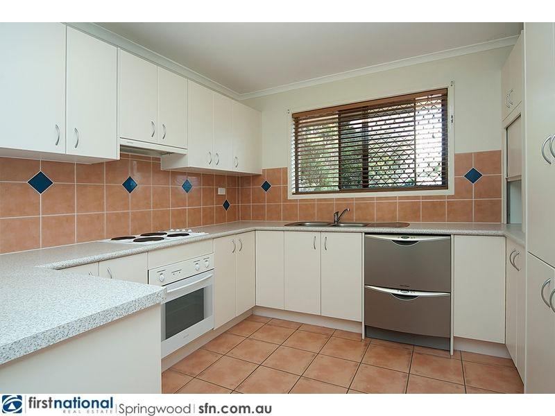 31 Caloola Drive, Springwood QLD 4127