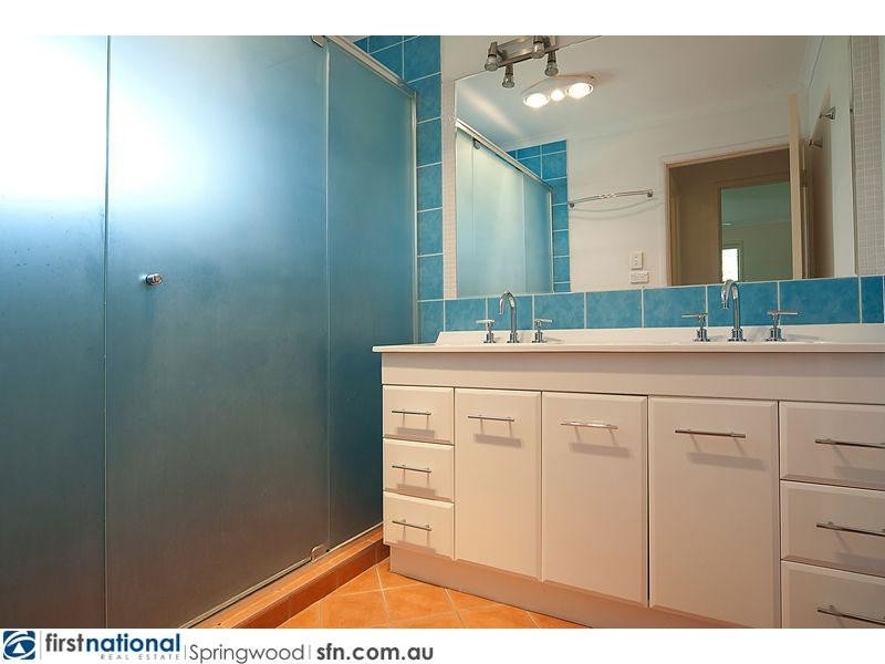 31 Caloola Drive, Springwood QLD 4127