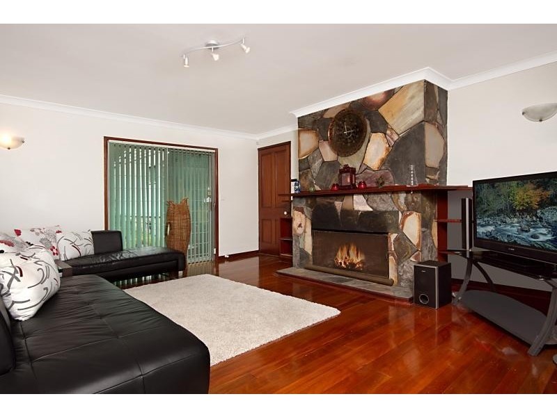 41 Tingi Avenue, Tanah Merah QLD 4128