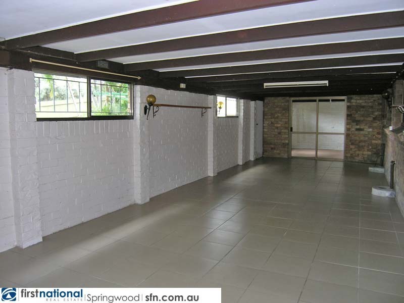 104 Barbaralla Drive, Springwood QLD 4127