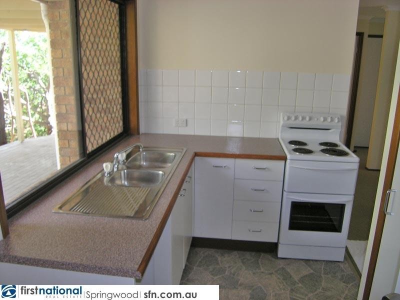 2/79 Dorset Drive, Rochedale South QLD 4123