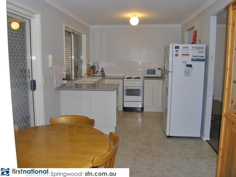 28/10 Harris Road, Underwood QLD 4119