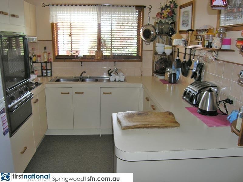 72/3 Amie Court, Springwood QLD 4127