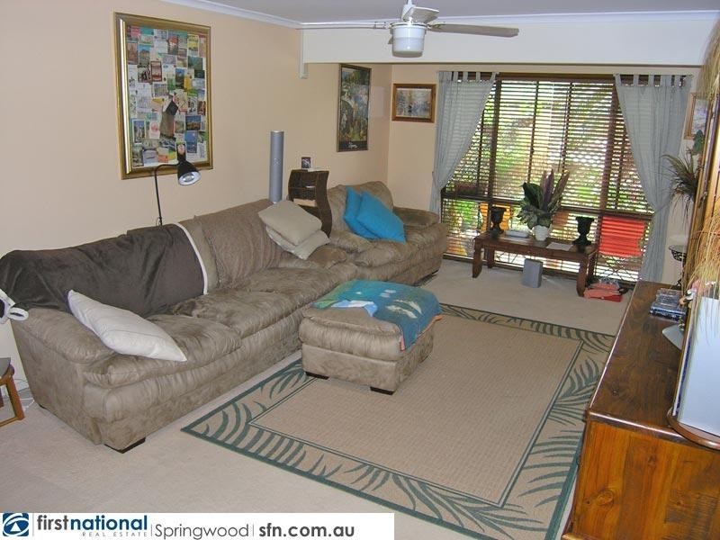 72/3 Amie Court, Springwood QLD 4127