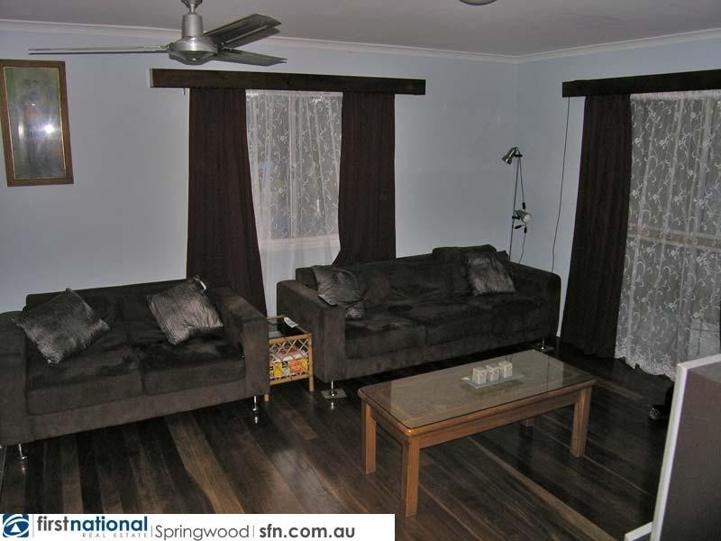 15 Lovell Street, Slacks Creek QLD 4127