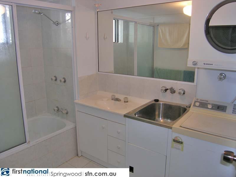 22/167 John Paul Drive, Springwood QLD 4127