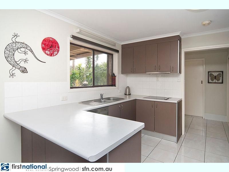 34 Narelle Crescent, Rochedale South QLD 4123