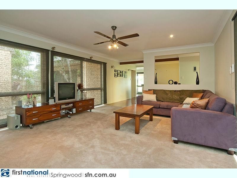 34 Narelle Crescent, Rochedale South QLD 4123