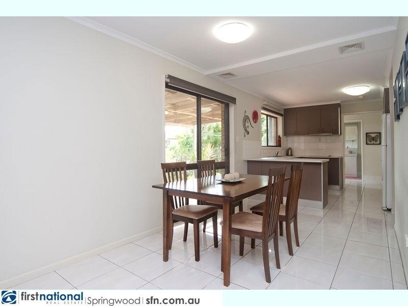 34 Narelle Crescent, Rochedale South QLD 4123