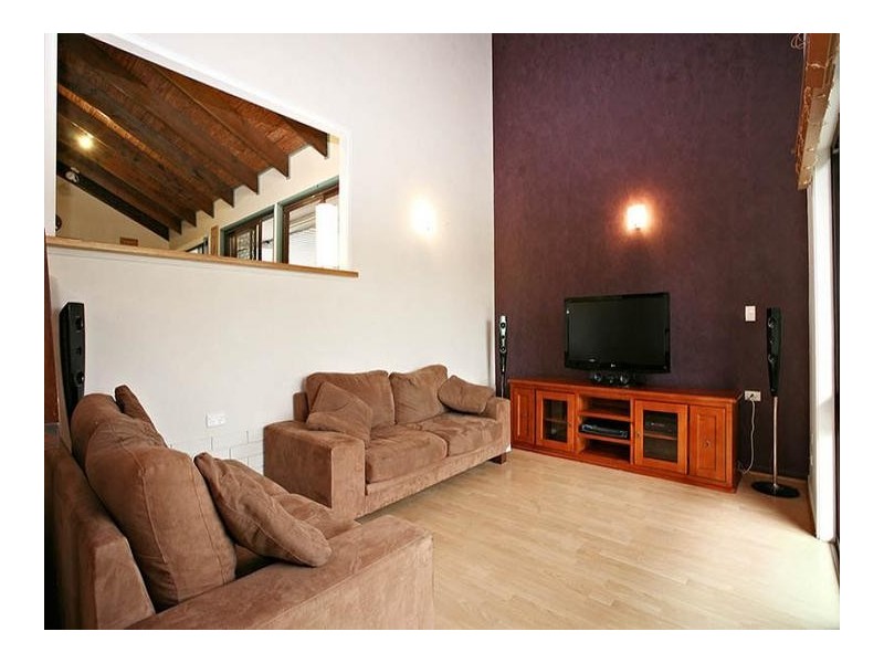 30 Drake Road, Springwood QLD 4127