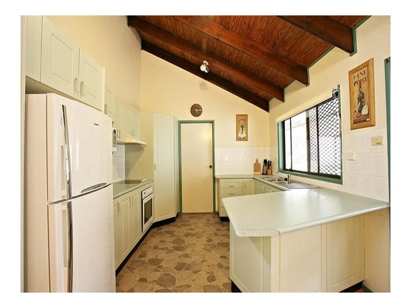 30 Drake Road, Springwood QLD 4127